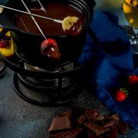 Chocolate fondue for two